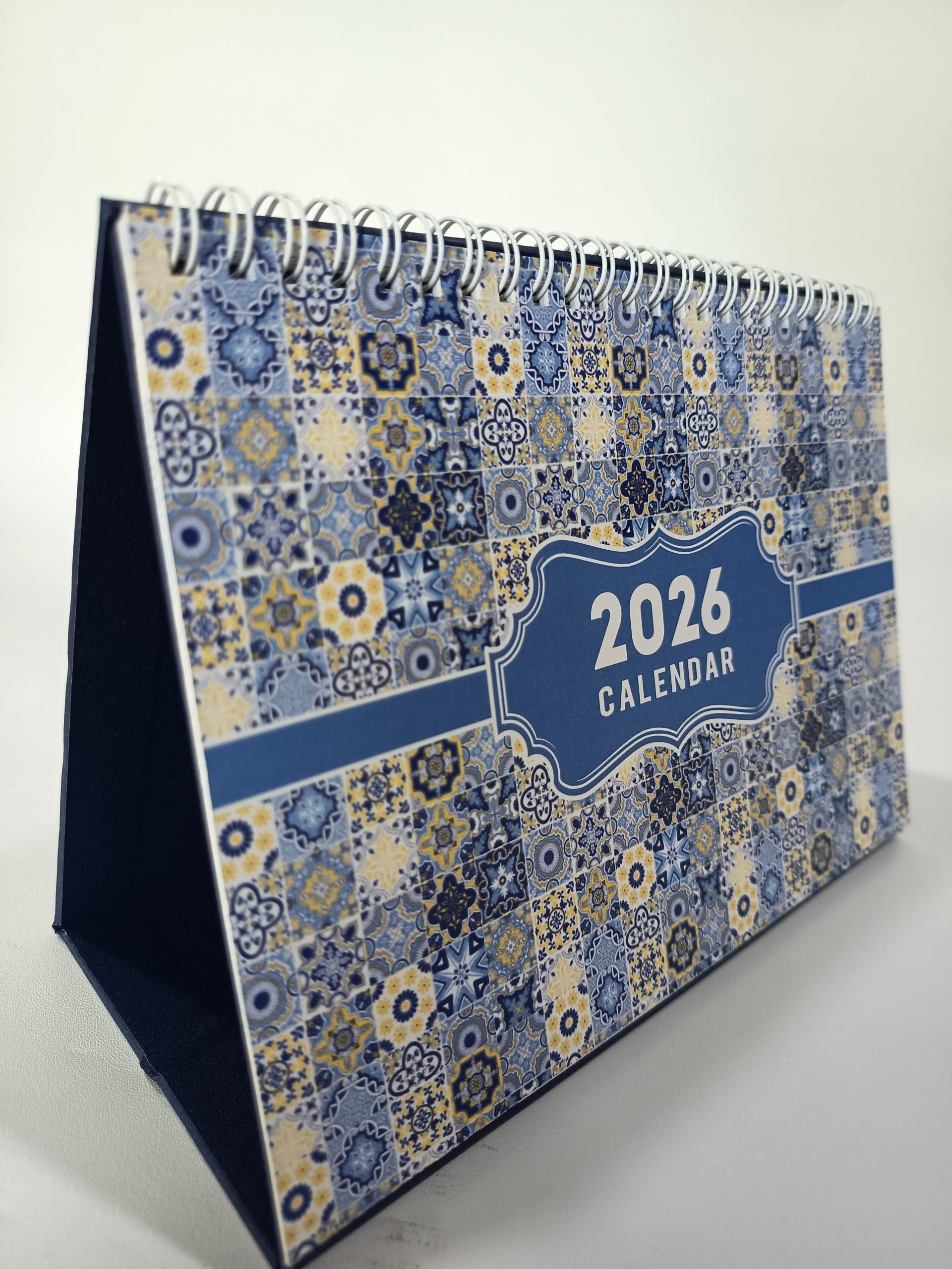 Kalender Glossy 2026 – Solusi Cetak Kalender Elegan & Profesional di Percetakan Hendy Jakarta