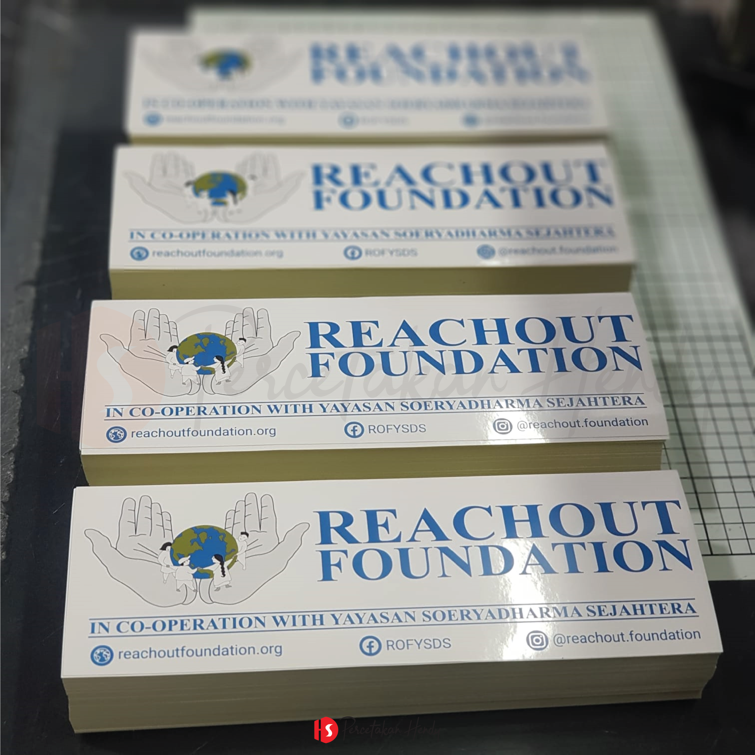 Cutting Sticker Custom Jakarta – Solusi Branding Profesional untuk Kendaraan, Toko, Kantor, dan Promosi Bisnis